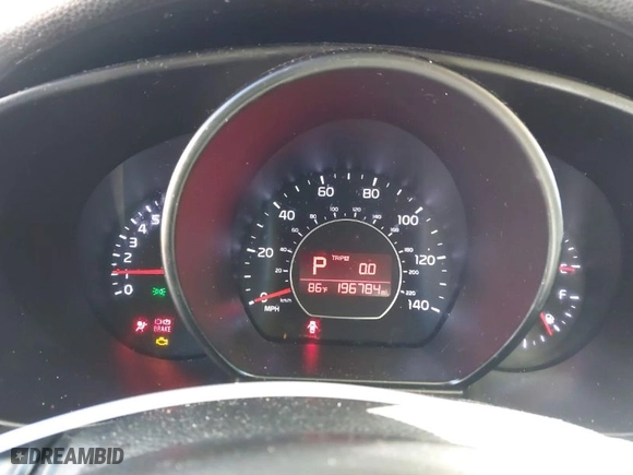 2016 Kia Soul with VIN KNDJN2A29G7296235, listed as a IAAI auction lot 41668894 with 196,784 mi miles. Bid and sale history available at carsss.com. Image 7.
