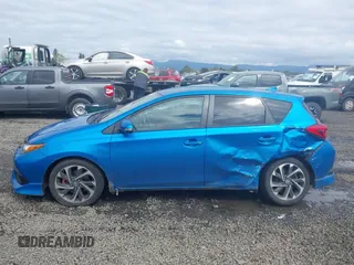 2016 Scion iM z VIN JTNKARJE1GJ512385, wystawiony jako IAAI lot #42020888 z przebiegiem 95 355 mil mil oraz . Historia ofert i sprzedaży dostępna na DreamBid. Obrazek 15.