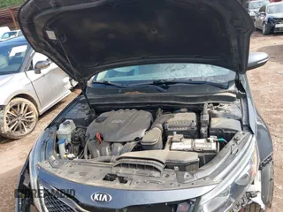 2015 Kia Optima LX z VIN KNAGM4A73F5639519, wystawiony jako IAAI lot #42266700 z przebiegiem 131 101 mil mil oraz . Historia ofert i sprzedaży dostępna na DreamBid. Obrazek 10.