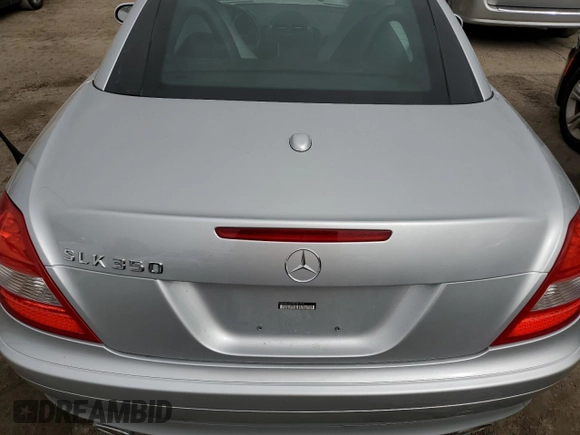 2008 Mercedes-Benz SLK 350 z VIN WDBWK56FX8F181256, wystawiony jako Copart lot #76898704 z przebiegiem Nie podano mil oraz Szkoda całkowita • Salvage title. Historia ofert i sprzedaży dostępna na DreamBid. Obrazek 10.