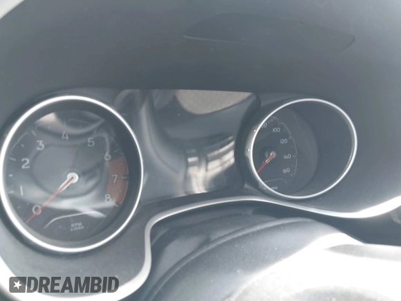 2019 Jeep Compass Altitude z VIN 3C4NJDBB3KT806607, wystawiony jako IAAI lot #41402626 z przebiegiem Nie podano mil oraz . Historia ofert i sprzedaży dostępna na DreamBid. Obrazek 7.