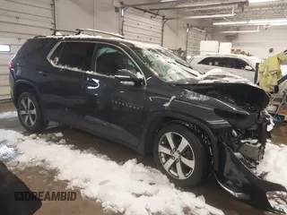 2019 Chevrolet Traverse LT Leather with VIN 1GNEVHKWXKJ189106, listed as a IAAI auction lot 41587083 with 1 mi miles. Bid and sale history available at carsss.com. Image 1.