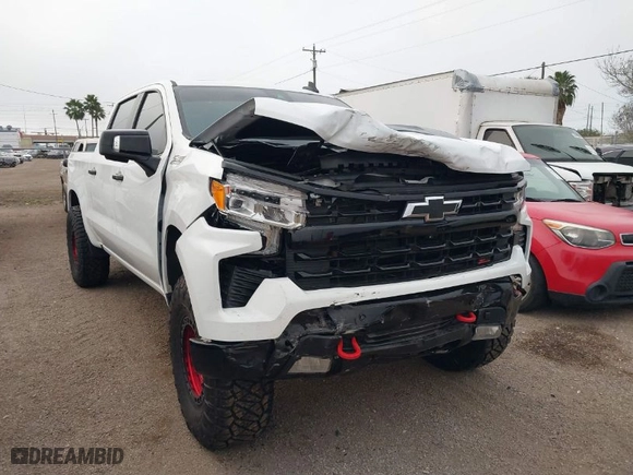 2024 Chevrolet Silverado 1500 LT Trail Boss with VIN 3GCUDFE81RG231196, listed as a IAAI auction lot 41242013 with 14,747 mi miles. Bid and sale history available at carsss.com. Image 1.