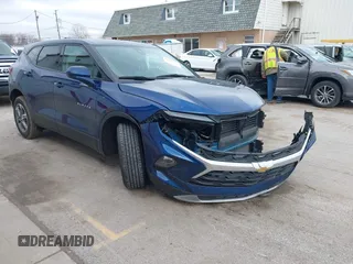 2023 Chevrolet Blazer LT z VIN 3GNKBCR43PS102445, wystawiony jako IAAI lot #41857233 z przebiegiem 10 880 mil mil oraz . Historia ofert i sprzedaży dostępna na DreamBid. Obrazek 1.