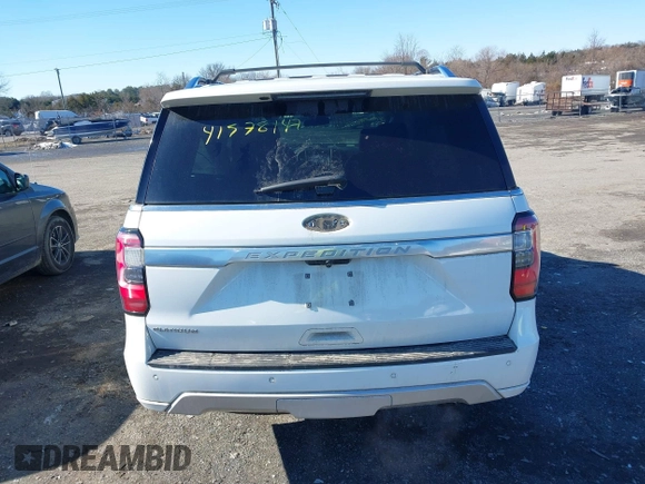 2020 Ford Expedition Platinum with VIN 1FMJU1MT9LEA61353, listed as a IAAI auction lot 41578147 with 26,136 mi miles. Bid and sale history available at carsss.com. Image 17.