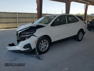 2022 Chevrolet Equinox LS z VIN 3GNAXHEVXNS237315, wystawiony jako Copart lot #57390925 z przebiegiem 22 590 mil mil oraz Szkoda całkowita • Salvage title. Historia ofert i sprzedaży dostępna na DreamBid. Obrazek 1.