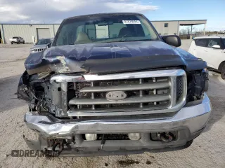2001 Ford Super Duty F-250 XL with VIN 1FTNW21S71EB38509, listed as a Copart auction lot 81579944 with 204,707 mi miles and Salvage Title. Bid and sale history available at carsss.com. Image 5.