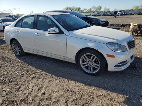 2014 Mercedes-Benz C-Class C 250 Sport with VIN WDDGF4HB2EG255604, listed as a Copart auction lot 49882455 with NaN miles and Clean Title. Bid and sale history available at carsss.com. Image 4.