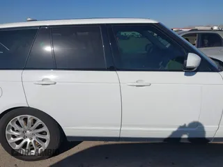 2019 Land Rover Range Rover HSE z VIN SALGS2SV3KA549081, wystawiony jako IAAI lot #41772535 z przebiegiem 122 510 mil mil oraz . Historia ofert i sprzedaży dostępna na DreamBid. Obrazek 13.