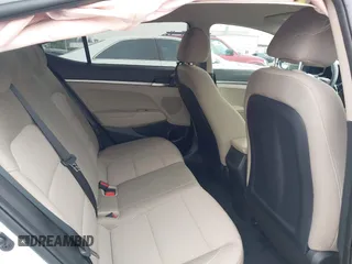 2020 Hyundai Elantra SE z VIN 5NPD74LF6LH508453, wystawiony jako IAAI lot #42478403 z przebiegiem 28 581 mil mil oraz . Historia ofert i sprzedaży dostępna na DreamBid. Obrazek 8.