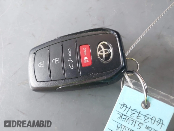 2025 Toyota Crown XLE z VIN JTDACAAJ3S3003355, wystawiony jako IAAI lot #42228765 z przebiegiem 8908 mil mil oraz . Historia ofert i sprzedaży dostępna na DreamBid. Obrazek 11.