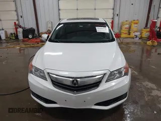 2014 Acura ILX z VIN 19VDE1F35EE006166, wystawiony jako IAAI lot #41320730 z przebiegiem 203 151 mil mil oraz . Historia ofert i sprzedaży dostępna na DreamBid. Obrazek 12.