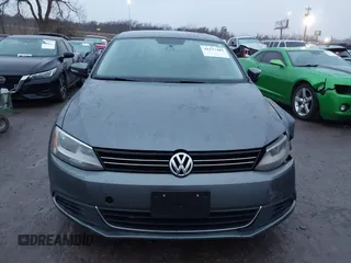 2013 Volkswagen Jetta SE with VIN 3VWDP7AJ8DM405519, listed as a IAAI auction lot 41177485 with 199,574 mi miles and . Bid and sale history available at DreamBid. Image 12.