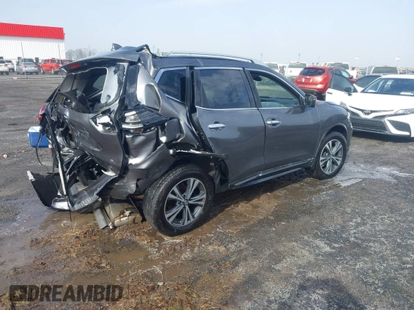 2018 Nissan Rogue SV with VIN 5N1AT2MT1JC825830, listed as a IAAI auction lot 41464716 with 152,346 mi miles and . Bid and sale history available at carsss.com. Image 4.