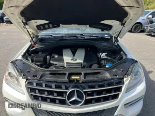 2013 Mercedes-Benz M 350 z VIN 4JGDA2EB9DA148518, wystawiony jako Copart lot #57175705 z przebiegiem 174 131 mil mil oraz Tytuł czysty. Historia ofert i sprzedaży dostępna na DreamBid. Obrazek 8.