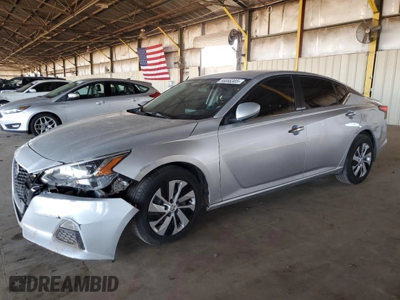 2019 Nissan Altima S z VIN 1N4BL4BV0KN327171, wystawiony jako Copart lot #56666305 z przebiegiem 101 034 mil mil oraz Szkoda całkowita • Salvage title. Historia ofert i sprzedaży dostępna na DreamBid. Obrazek 1.