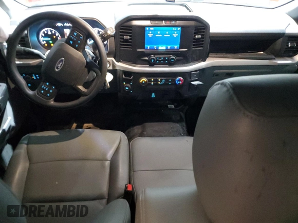 2022 Ford F-150 XL с VIN 1FTFX1E55NFB71587, выставлен на аукционе Copart как лот 84770224 с пробегом 43 261 миль миль и Списание • Salvage title. История ставок и продаж доступна на DreamBid. Изображение 8.
