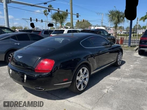2008 Bentley Continental GT z VIN SCBCR73W78C057367, wystawiony jako Copart lot #46643665 z przebiegiem 84 373 mil mil oraz Czysty tytuł • Clean title. Historia ofert i sprzedaży dostępna na DreamBid. Obrazek 4.
