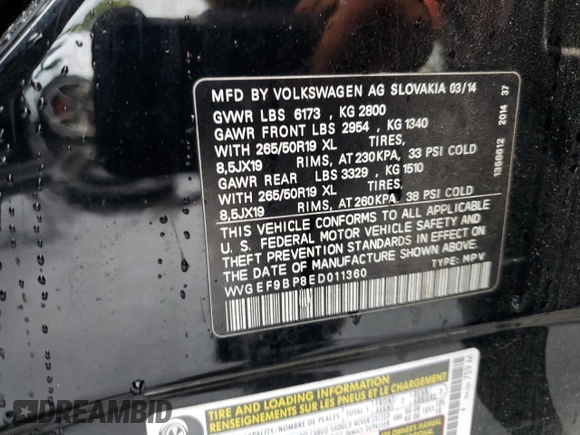 2014 Volkswagen Touareg Lux z VIN WVGEF9BP8ED011360, wystawiony jako Copart lot #51774435 z przebiegiem 101 215 mil mil oraz Szkody całkowita. Historia ofert i sprzedaży dostępna na DreamBid. Obrazek 14.