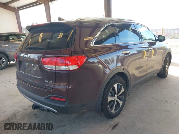 2017 Kia Sorento EX with VIN 5XYPHDA57HG312220, listed as a IAAI auction lot 41740242 with 98,529 mi miles and . Bid and sale history available at DreamBid. Image 4.