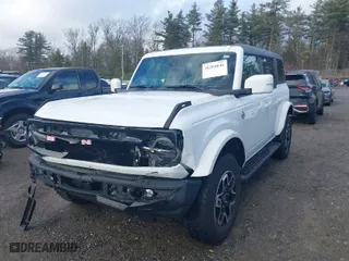 2022 Ford Bronco with VIN 1FMDE5BH0NLB71206, listed as a IAAI auction lot 41204046 with 16,757 mi miles. Bid and sale history available at carsss.com. Image 6.
