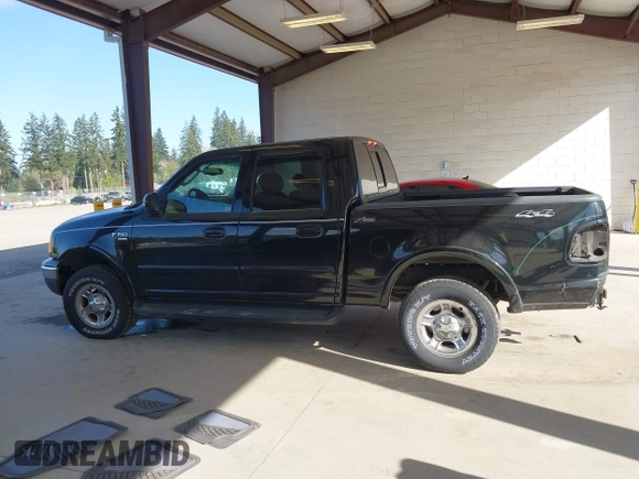 2002 Ford F-150 XLT with VIN 1FTRW08L92KD75087, listed as a IAAI auction lot 41960331 with 1 mi miles. Bid and sale history available at carsss.com. Image 14.