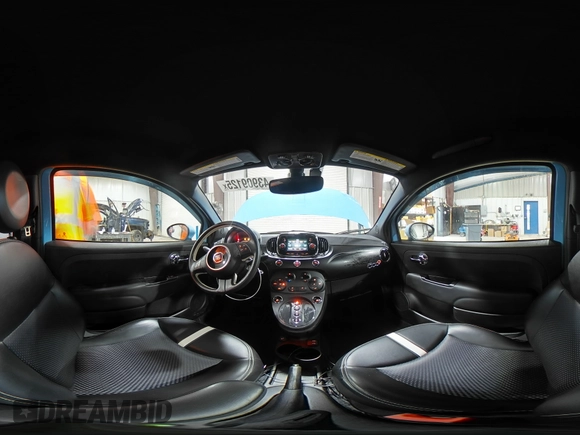 2017 FIAT 500e z VIN 3C3CFFGE5HT579876, wystawiony jako Copart lot #43909125 z przebiegiem 16 772 mil mil oraz Szkoda całkowita • Salvage title. Historia ofert i sprzedaży dostępna na DreamBid. Obrazek 14.