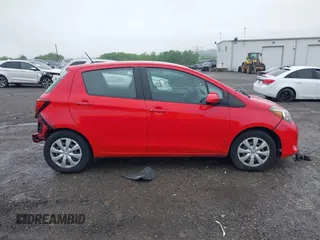 2016 Toyota Yaris L z VIN VNKKTUD3XGA061900, wystawiony jako IAAI lot #42257692 z przebiegiem 120 132 mil mil oraz . Historia ofert i sprzedaży dostępna na DreamBid. Obrazek 13.