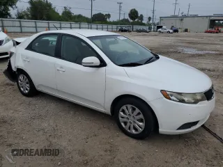 2013 Kia Forte EX with VIN KNAFU4A22D5716233, listed as a Copart auction lot 70716934 with 129,940 mi miles and Salvage Title. Bid and sale history available at carsss.com. Image 4.