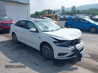 2019 Volkswagen Jetta SEL z VIN 3VWE57BU3KM095277, wystawiony jako IAAI lot #42442058 z przebiegiem 101 915 mil mil oraz . Historia ofert i sprzedaży dostępna na DreamBid. Obrazek 1.