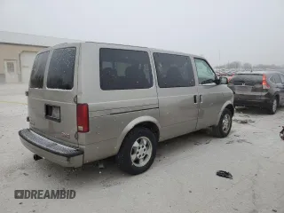 2005 GMC Safari with VIN 1GKDM19X45B500710, listed as a Copart auction lot 82863354 with 156,384 mi miles and Salvage Title. Bid and sale history available at carsss.com. Image 3.