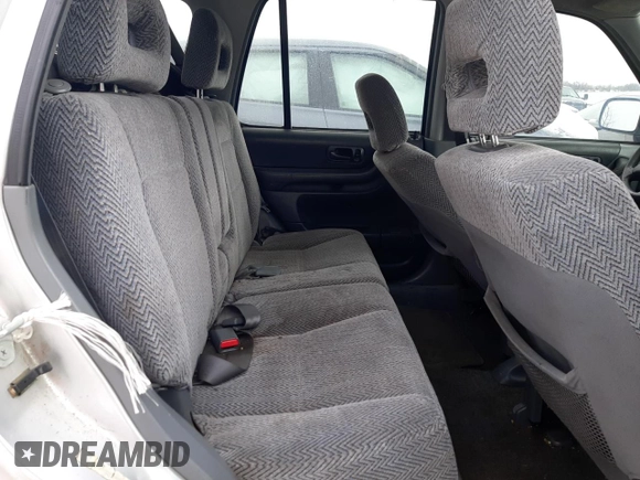 1997 Honda CR-V with VIN JHLRD1852VC031860, listed as a Copart auction lot 88397465 with 407,837 mi miles and Salvage Title. Bid and sale history available at carsss.com. Image 11.