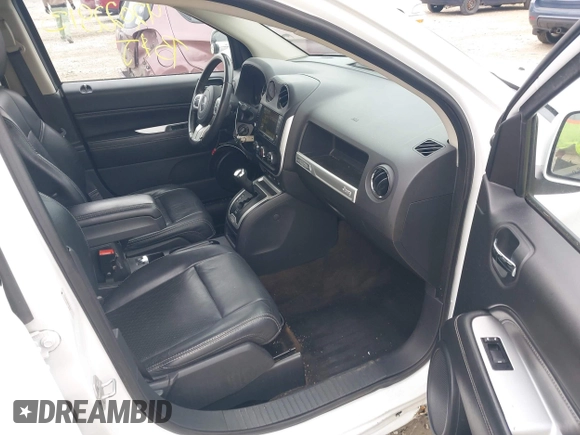 2016 Jeep Compass Latitude with VIN 1C4NJDEB6GD534157, listed as a IAAI auction lot 42022813 with 147,000 mi miles and . Bid and sale history available at DreamBid. Image 5.