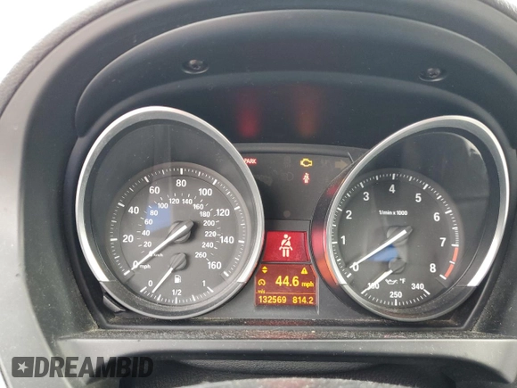 2014 BMW Z4 sDrive28i with VIN WBALL5C54EE717341, listed as a Copart auction lot 75084304 with 132,569 mi miles and Non Repairable. Bid and sale history available at carsss.com. Image 9.