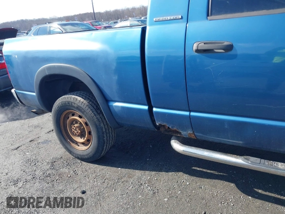 2006 Dodge 1500 SLT with VIN 3D7KS19DX6G238222, listed as a IAAI auction lot 41551635 with 203,115 mi miles. Bid and sale history available at carsss.com. Image 6.