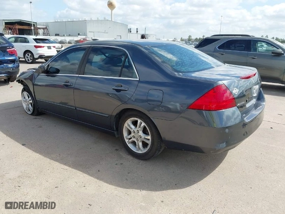 2007 Honda Accord Sdn LX SE with VIN 1HGCM56317A195970, listed as a IAAI auction lot 41767424 with 224,670 mi miles. Bid and sale history available at carsss.com. Image 3.