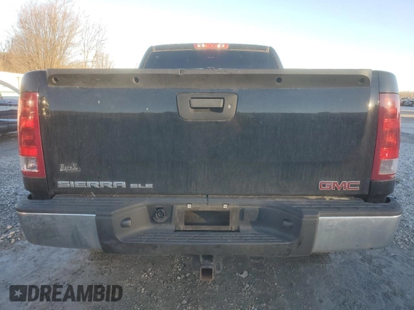 2013 GMC Sierra 1500 SLE z VIN 1GTR1VE01DZ201398, wystawiony jako Copart lot #88849105 z przebiegiem 82 312 mil mil oraz Szkoda całkowita • Salvage title. Historia ofert i sprzedaży dostępna na DreamBid. Obrazek 6.