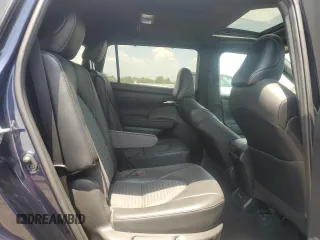 2021 Toyota Highlander XSE with VIN 5TDJZRBH1MS059191, listed as a Copart auction lot 61137125 with 44,747 mi miles and Salvage title. Bid and sale history available at DreamBid. Image 11.