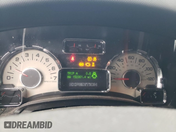 2014 Ford Expedition Max XLT with VIN 1FMJK1H5XEEF14710, listed as a Copart auction lot 46679775 with 152,301 mi miles and Salvage title. Bid and sale history available at DreamBid. Image 9.
