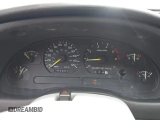 1995 Ford Mustang with VIN 1FALP4043SF275029, listed as a IAAI auction lot 42186318 with 107,651 mi miles and . Bid and sale history available at DreamBid. Image 7.