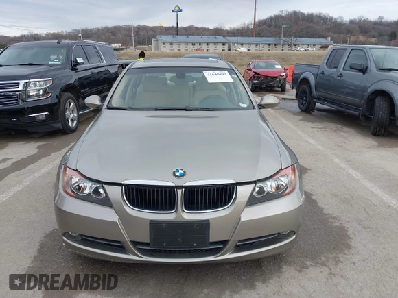 2008 BMW 3 Series 328i with VIN WBAVA33518K053136, listed as a IAAI auction lot 41640409 with 89,506 mi miles and . Bid and sale history available at DreamBid. Image 12.