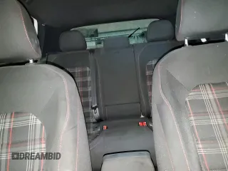 2017 Volkswagen GTI S z VIN 3VW4T7AU9HM062778, wystawiony jako Copart lot #58838435 z przebiegiem 115 872 mil mil oraz Szkoda całkowita • Salvage title. Historia ofert i sprzedaży dostępna na DreamBid. Obrazek 10.