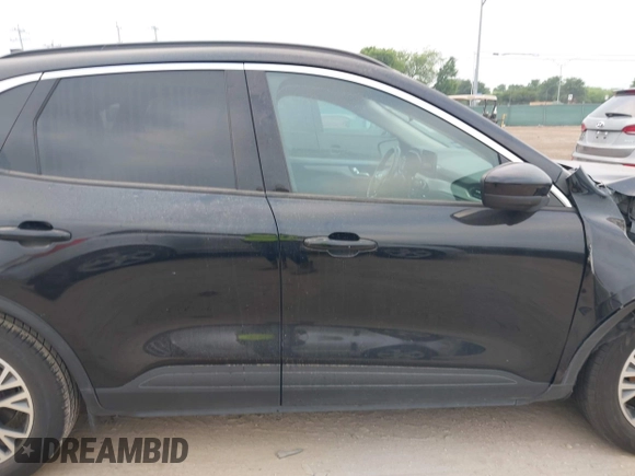 2020 Ford Escape SEL with VIN 1FMCU0H63LUA31648, listed as a IAAI auction lot 42295744 with 94,889 mi miles and . Bid and sale history available at DreamBid. Image 13.