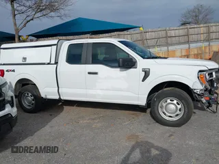 2021 Ford F-150 XL with VIN 1FTEX1EP0MKE07923, listed as a IAAI auction lot 41726506 with 99,518 mi miles and . Bid and sale history available at DreamBid. Image 13.