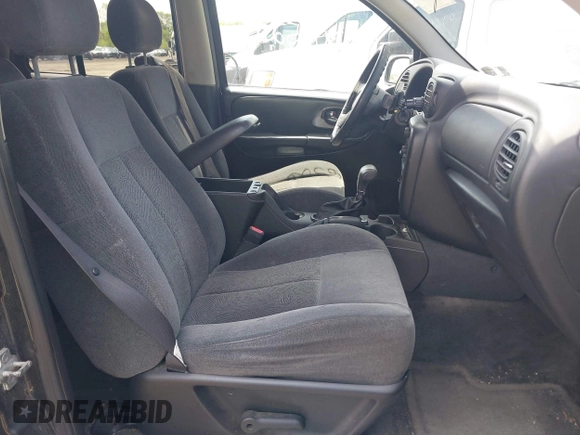 2006 Chevrolet TrailBlazer LS with VIN 1GNDT13S562202185, listed as a IAAI auction lot 42206520 with 192,049 mi miles and . Bid and sale history available at DreamBid. Image 5.