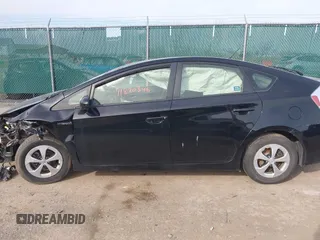 2014 Toyota Prius Four with VIN JTDKN3DU2E0362685, listed as a IAAI auction lot 41820346 with 186,394 mi miles and . Bid and sale history available at DreamBid. Image 14.