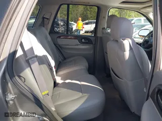 2005 GMC Envoy SLE with VIN 1GKDS13S452306939, listed as a IAAI auction lot 41931667 with 236,955 mi miles. Bid and sale history available at carsss.com. Image 8.