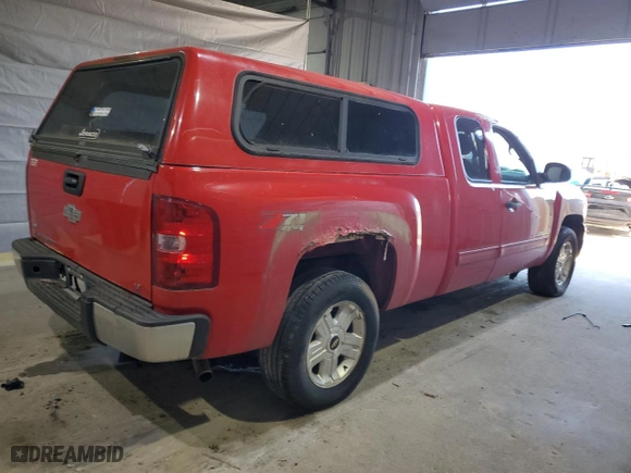 2009 Chevrolet Silverado 1500 LT with VIN 1GCEK29099Z271355, listed as a Copart auction lot 52631235 with 221,409 mi miles and Clean Title. Bid and sale history available at carsss.com. Image 3.
