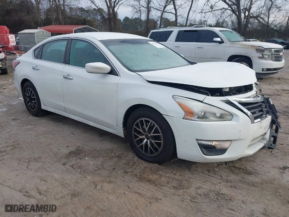 2015 Nissan Altima 2.5 S with VIN 1N4AL3AP8FC294351, listed as a IAAI auction lot 41395909 with 198,648 mi miles. Bid and sale history available at carsss.com. Image 1.
