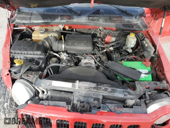 2003 Jeep Liberty Limited with VIN 1J4GL58K13W682147, listed as a Copart auction lot 42797825 with 110,075 mi miles and Salvage Title. Bid and sale history available at DreamBid. Image 11.
